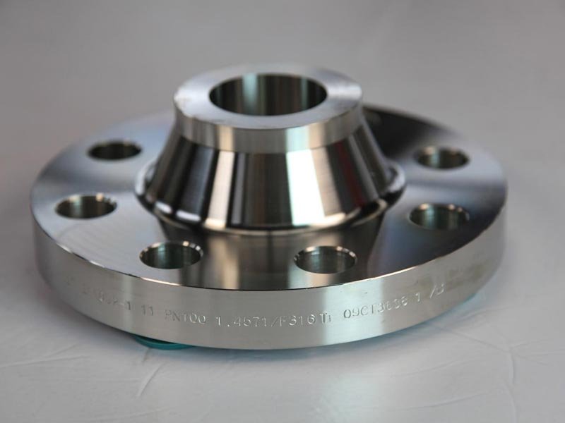 Weld neck flange ASME B16.5 carbon steel UAE