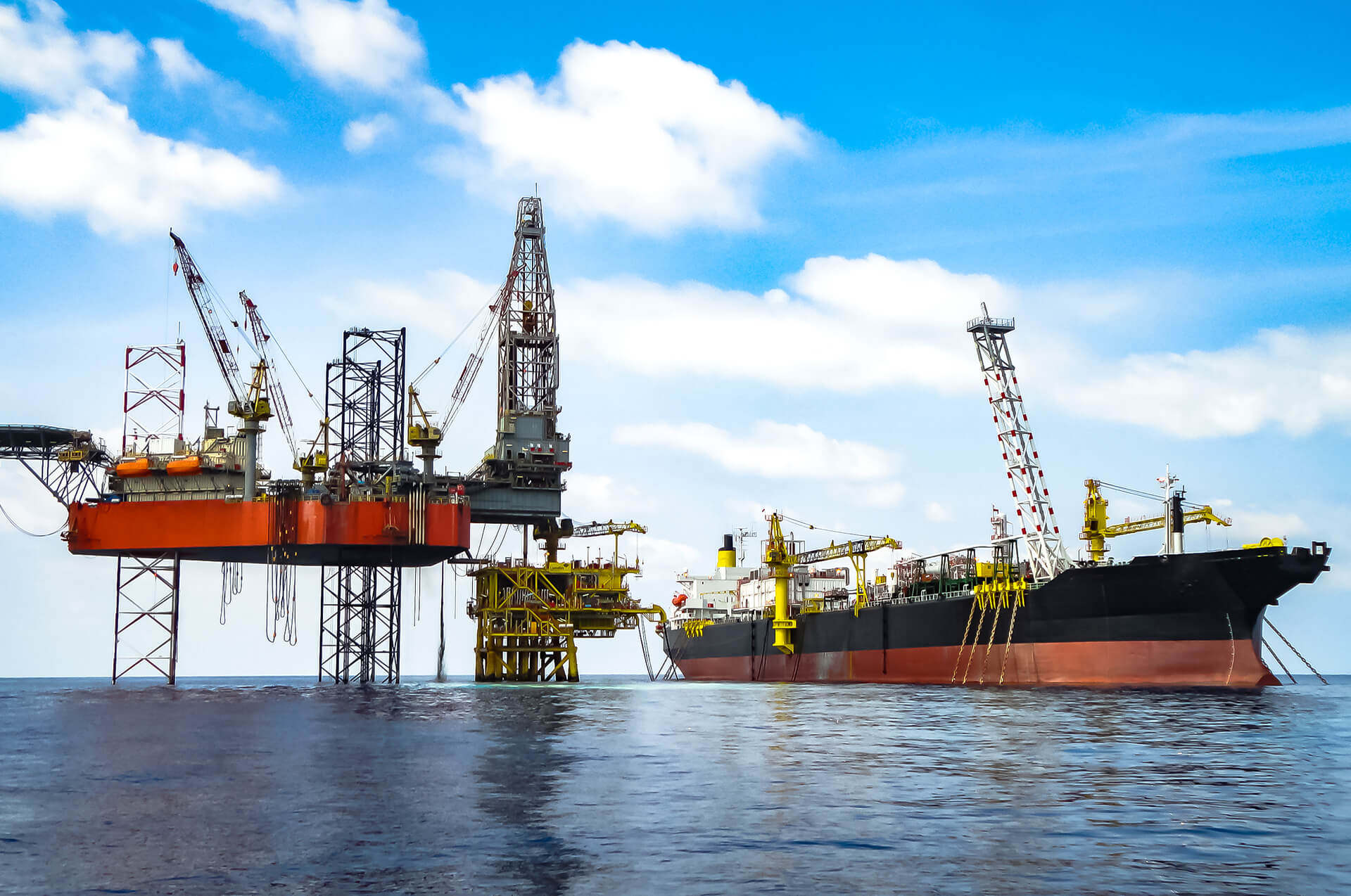 Offshore & FPSO — Marine-Grade Piping
